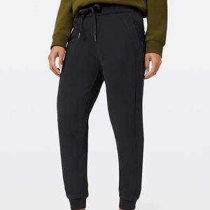 Lululemon Travel/Commute Scuba High-Rise Jogger